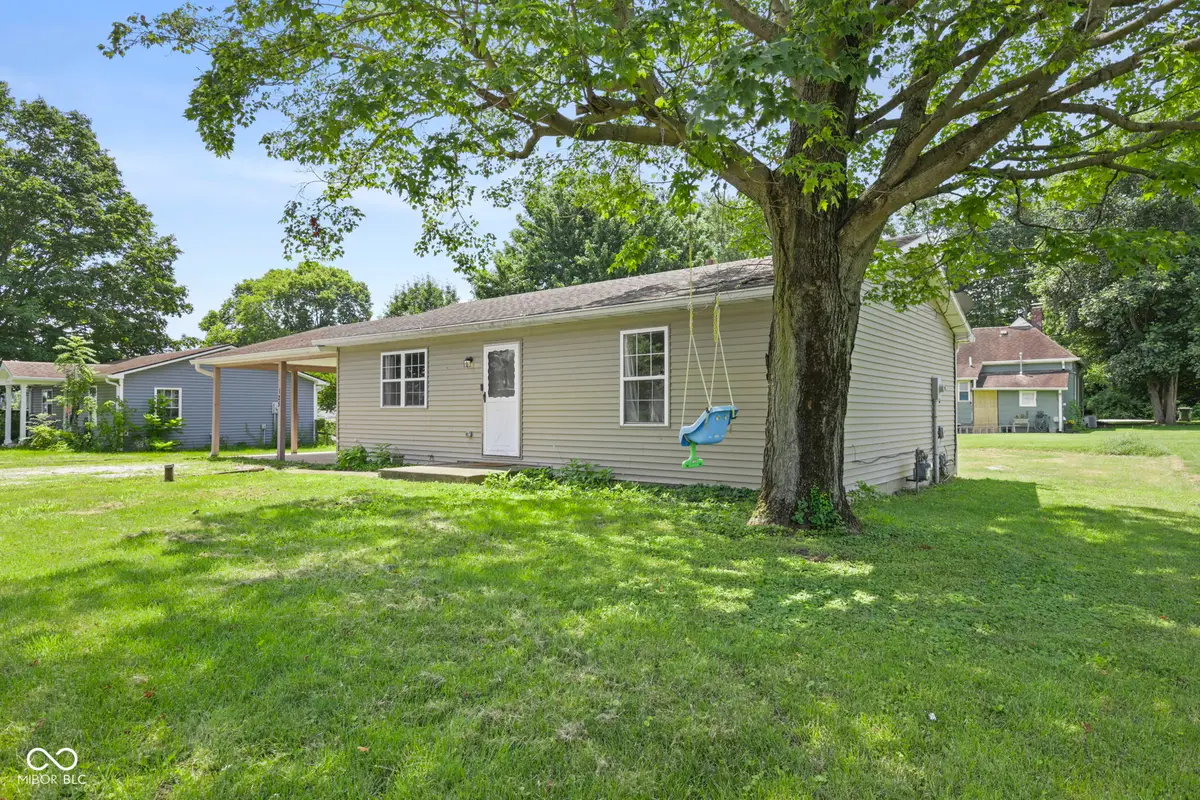 125 E Walnut Street, Fountaintown, IN 46130 - #1