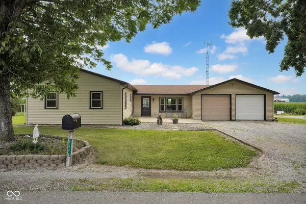9694 S 25 W, Flat Rock, IN 47234