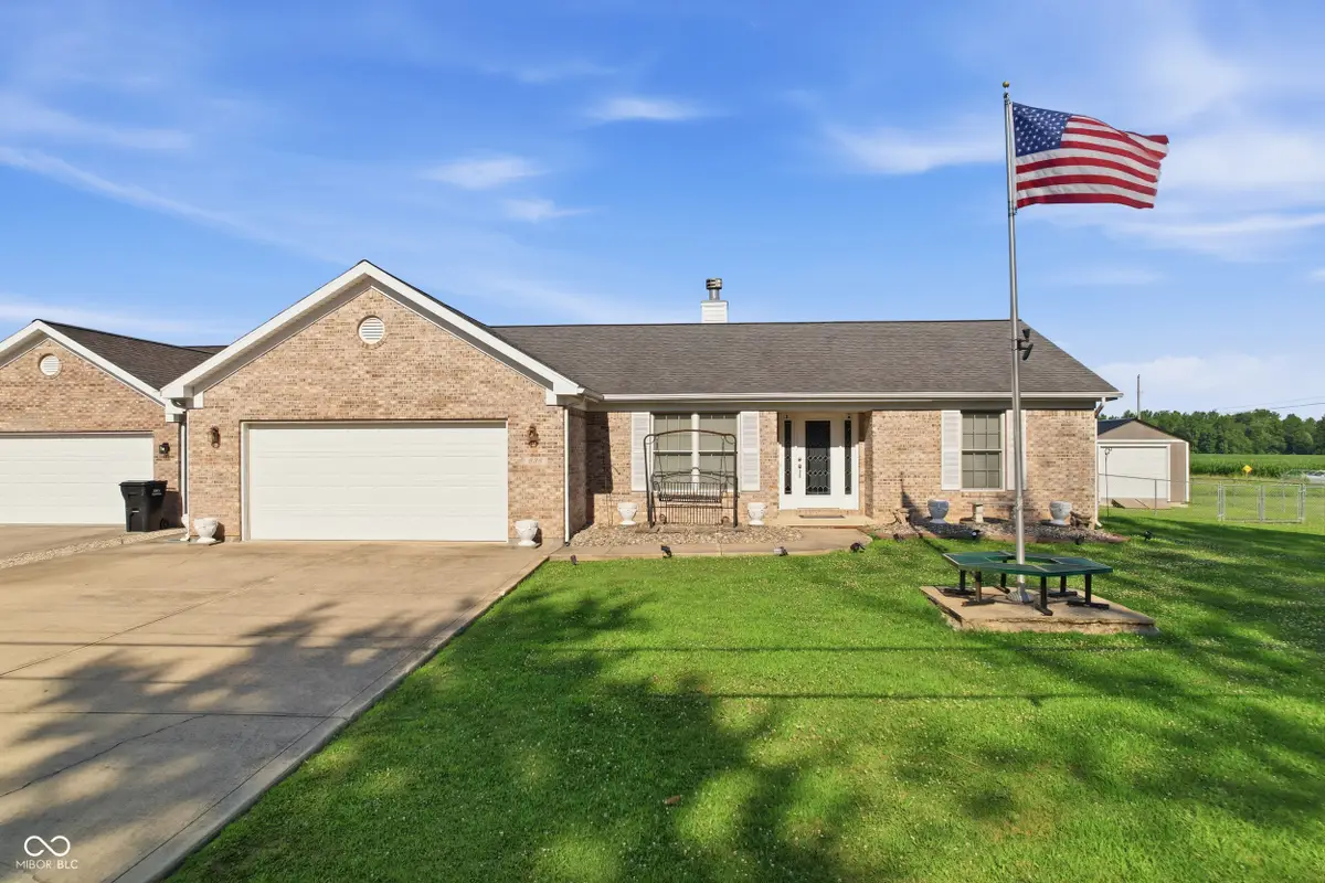 636 S Murphy Avenue, Brazil, IN 47834 - #1