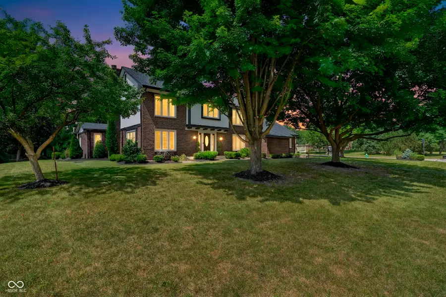 1565 Village Walk Drive, Zionsville, IN 46077 - #2