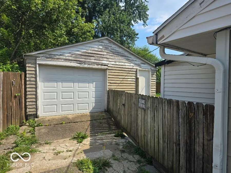 8203 E 48th Street, Indianapolis, IN 46226 - #3