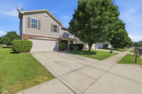 12385 Schoolhouse Road, Fishers, IN 46037