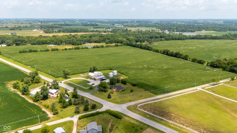 1041 N Us Highway 421, Whitestown, IN 46075 - #3