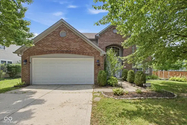 10206 Carmine Drive, Noblesville, IN 46060