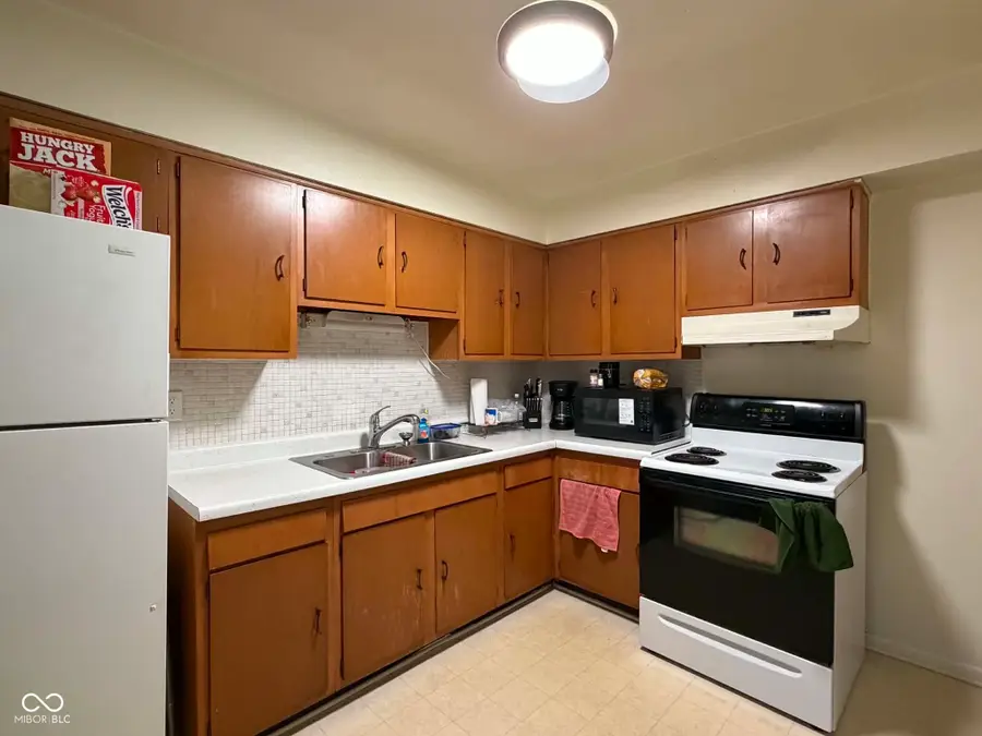 234-236 Lehr Drive, Mooresville, IN 46158 - #3