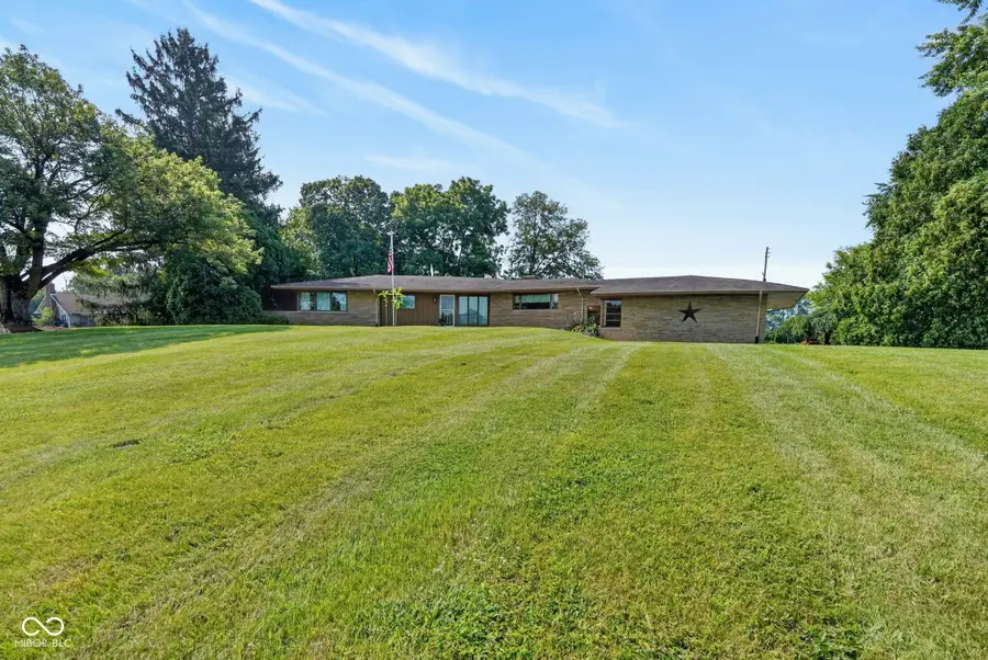 1220 S State Road 67, Pendleton, IN 46064 - #2