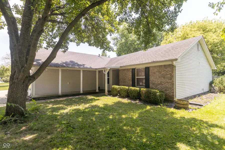 101 Canterbury Road, Pendleton, IN 46064 - #2