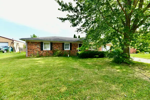 300 E 1st Street, Saint Paul, IN 47272