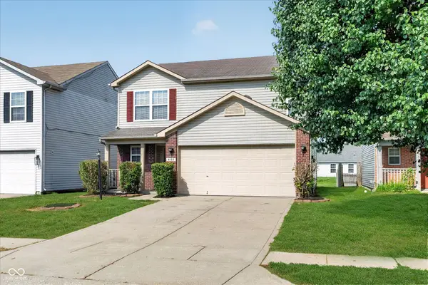 8133 Maple Stream Lane, Indianapolis, IN 46217