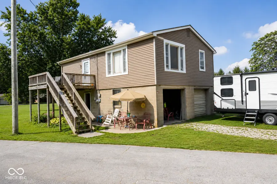 1185 W Country Club Road, Crawfordsville, IN 47933 - #3