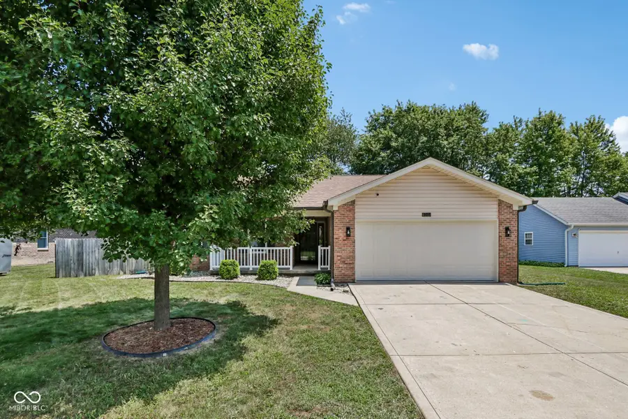 304 Foxridge Court, Shelbyville, IN 46176 - #2