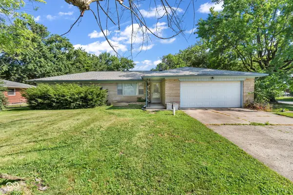 7222 Maple Drive, Avon, IN 46123