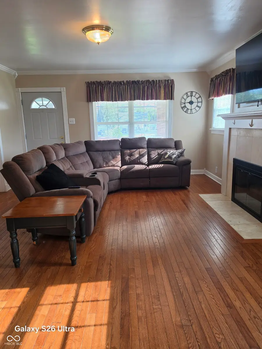421 W Pendleton Avenue, Lapel, IN 46051 - #3