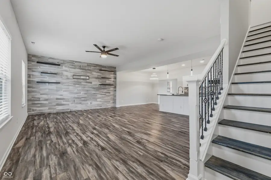 1300 Tomahawk Place, Martinsville, IN 46151 - #3