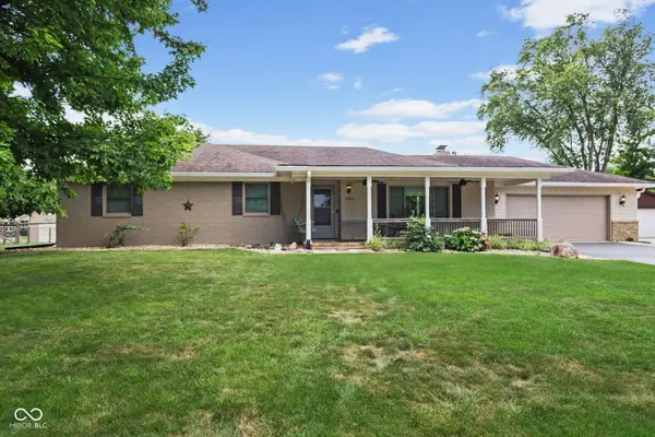 885 Broadway North Drive, Plainfield, IN 46168