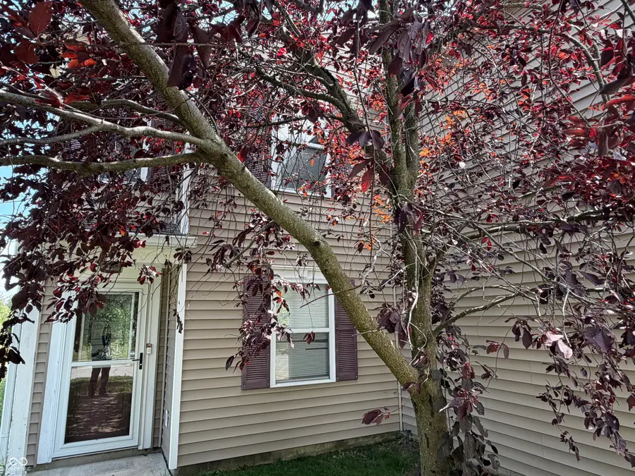 1501 Round Lake Road, Greenwood, IN 46143 - #2