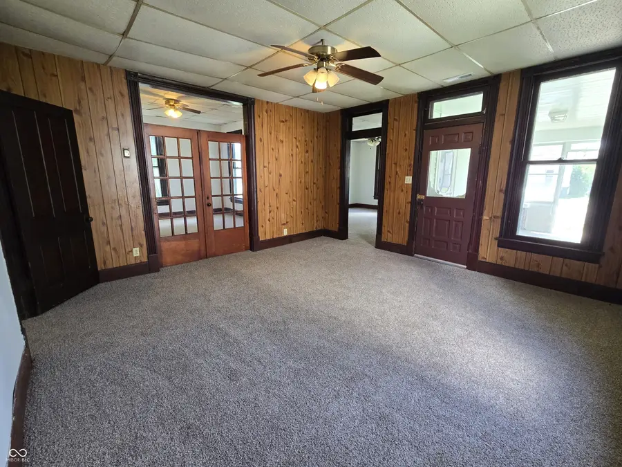 305 S Vine Street, Seymour, IN 47274 - #3