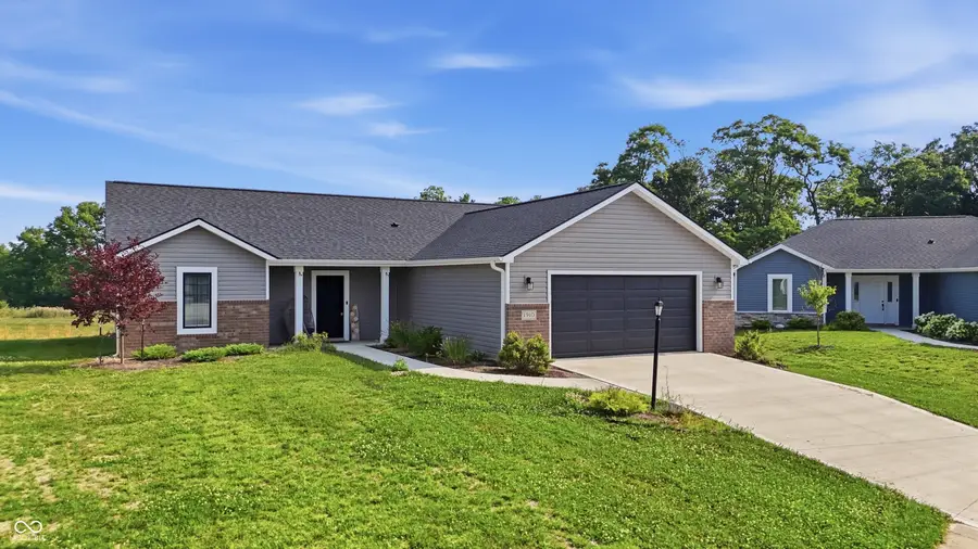 1910 Portland Cove, Huntertown, IN 46748 - #2
