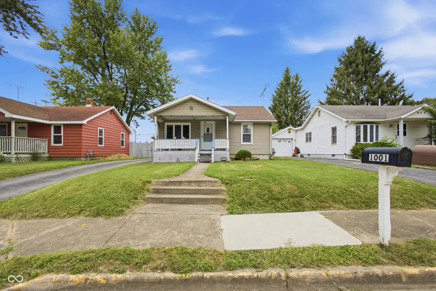 1001 S Grace Avenue, Crawfordsville, IN 47933 - #2