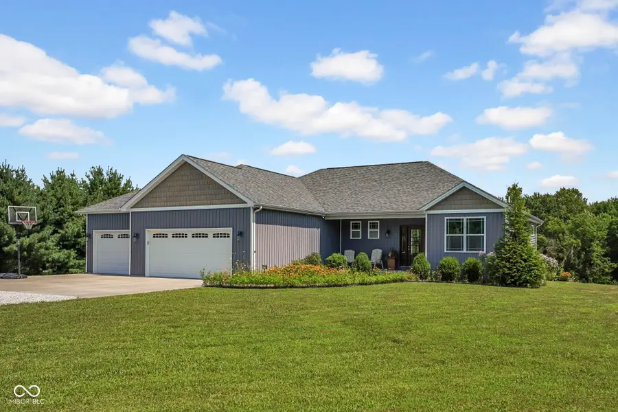 8230 W Nasby Trail, Columbus, IN 47201 - #2