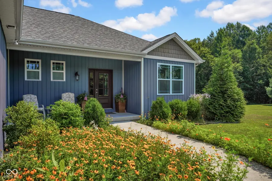 8230 W Nasby Trail, Columbus, IN 47201 - #3