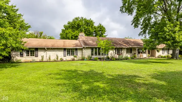 6260 E Avalon Lane East Drive, Indianapolis, IN 46220