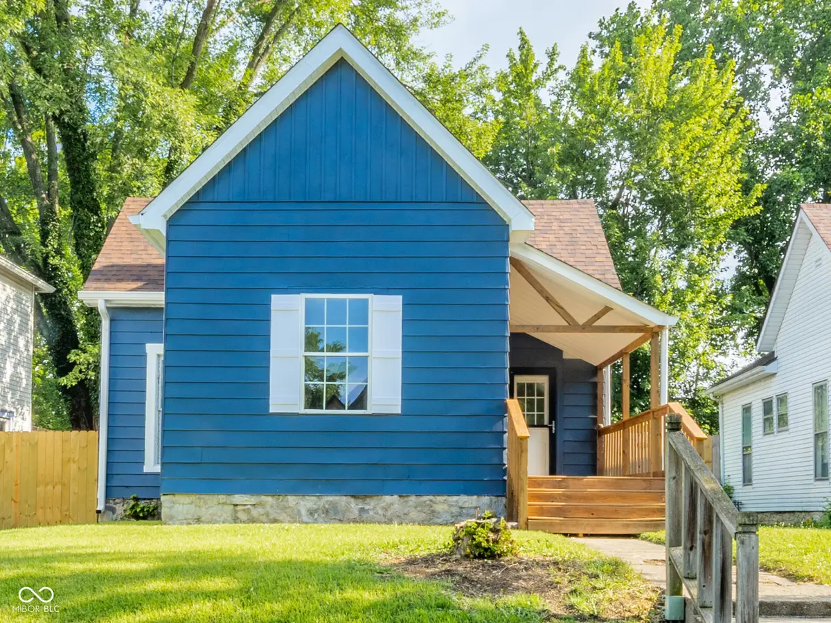 814 W 5th Street, Anderson, IN 46016 - #1