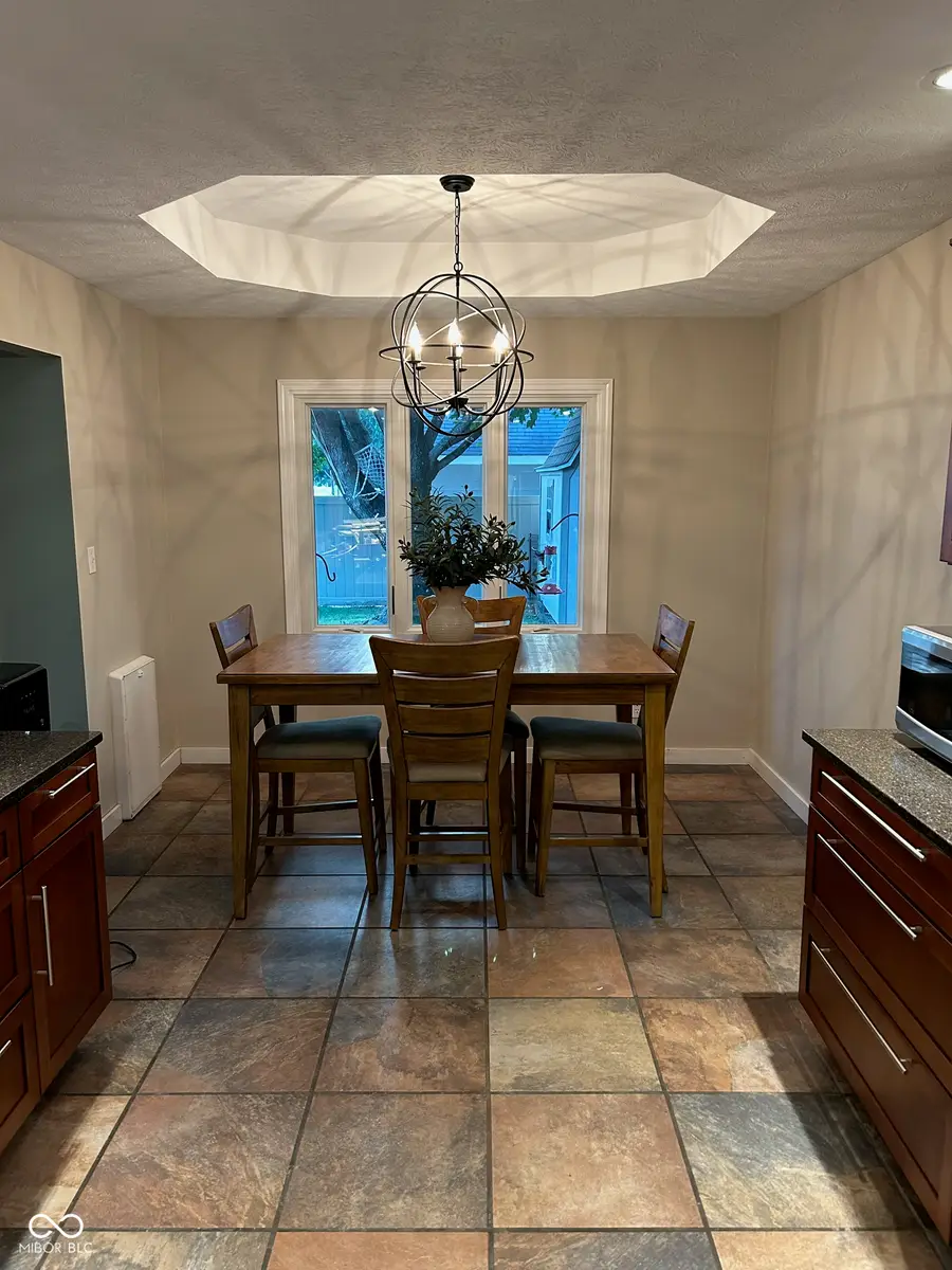 3256 Muriel Place, Columbus, IN 47203 - #3