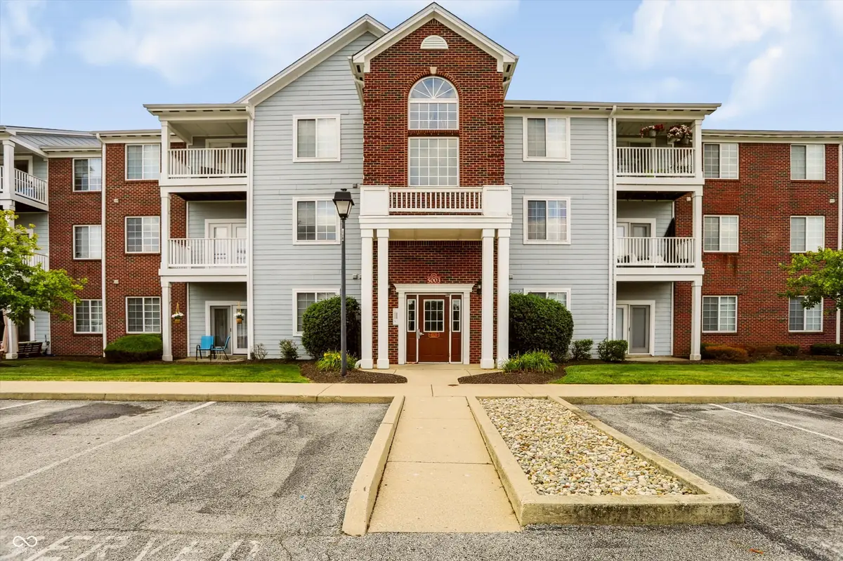 5003 Amber Creek Place #208, Indianapolis, IN 46237 - #1