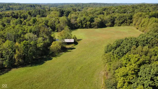 6328 S Garrison Road, Connersville, IN 47331