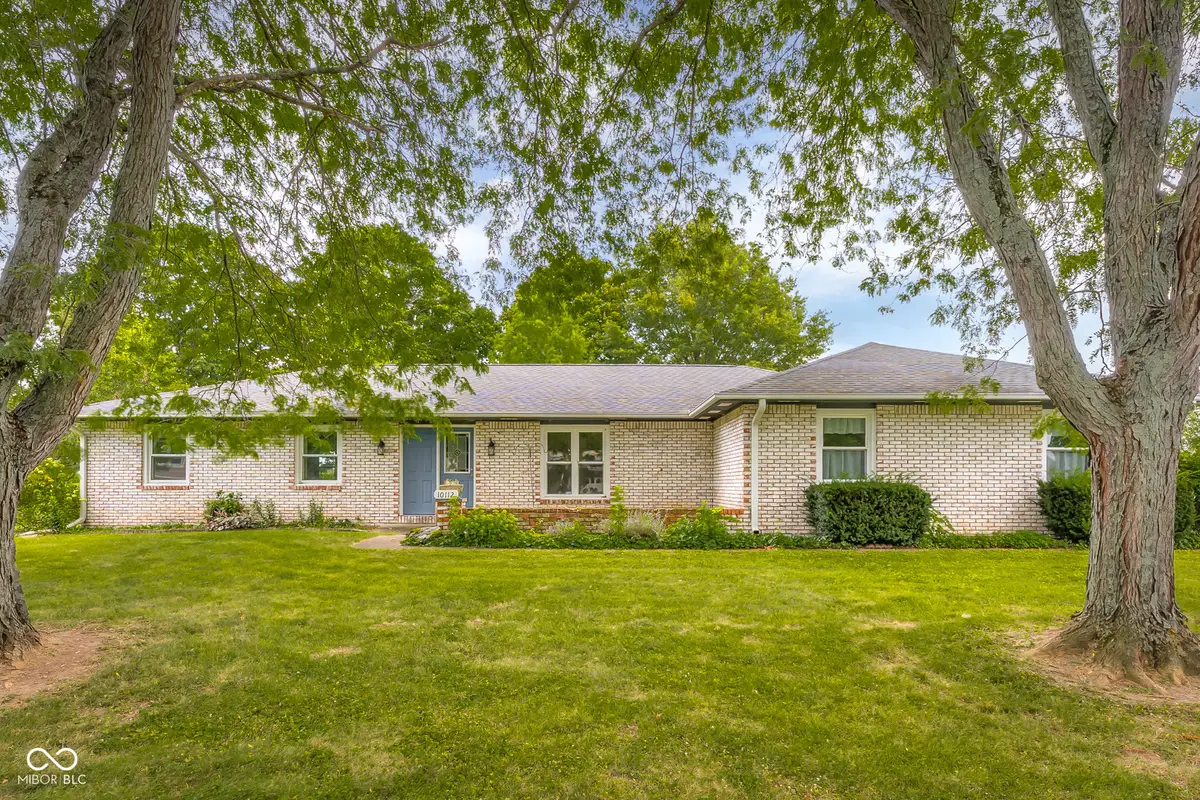 10112 N Hickory Lane, Columbus, IN 47203 - #1