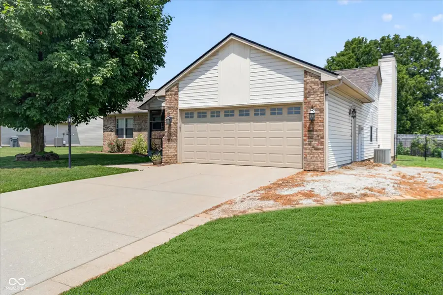 5664 Pine Knoll Boulevard, Noblesville, IN 46062 - #3