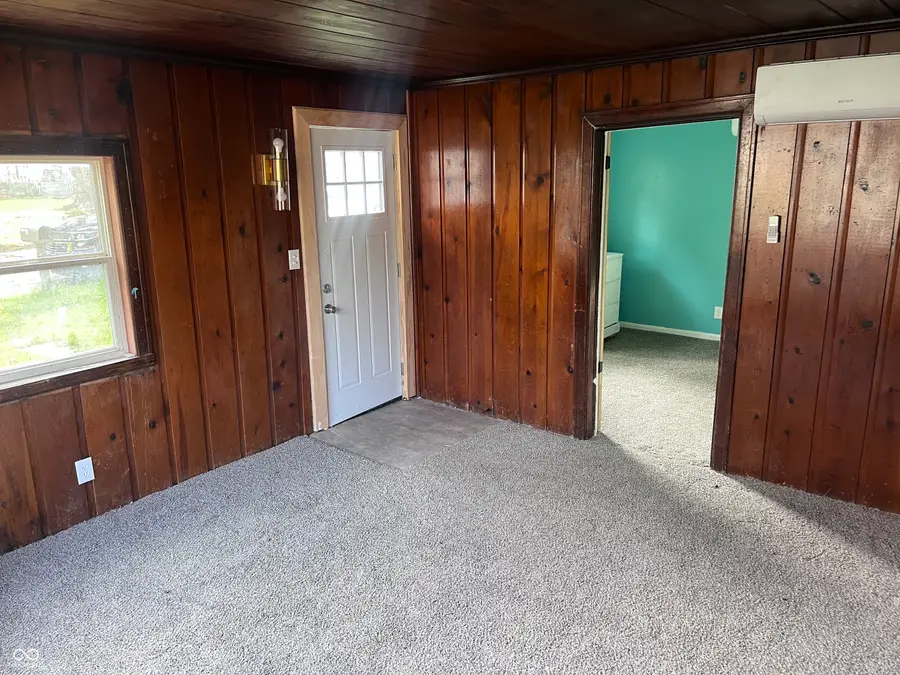 2208 S Waldemere Avenue, Muncie, IN 47302 - #2