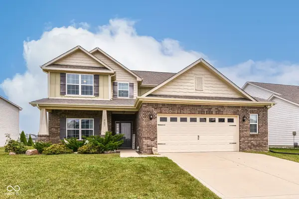 9697 Pica Drive, Fishers, IN 46040