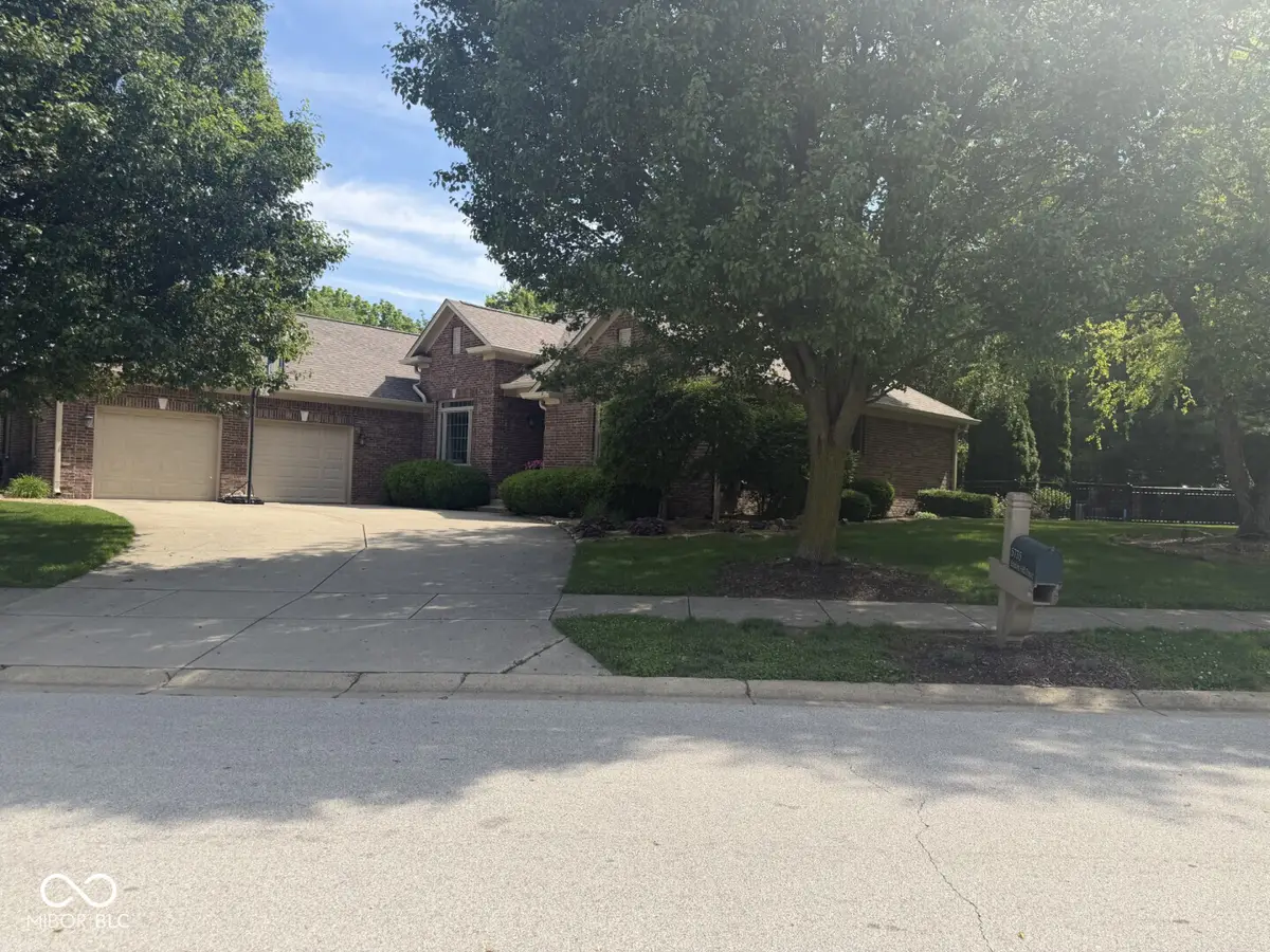 5735 Station Hill Drive, Avon, IN 46123 - #1