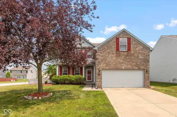 2637 Night Hawk Road, Greenwood, IN 46143