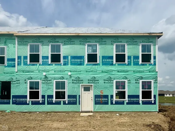 2816 Redding Drive, Whitestown, IN 46075