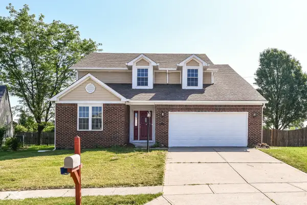 6384 Hillview Circle, Fishers, IN 46038