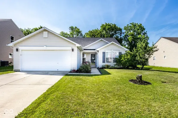 6119 Green Glade Drive, Whitestown, IN 46075
