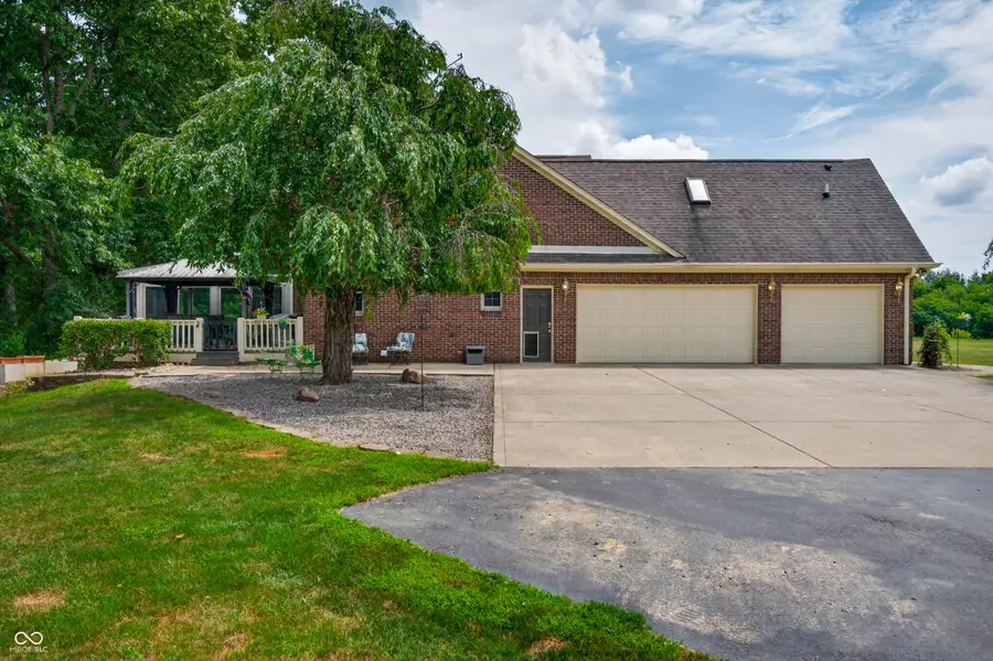 2508 W Indian Creek Road, Trafalgar, IN 46181 - #3