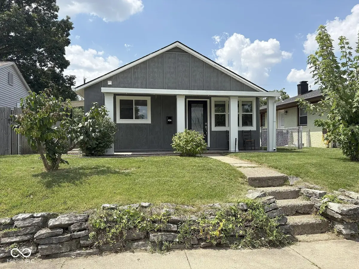 320 N 7th Avenue, Beech Grove, IN 46107 - #1
