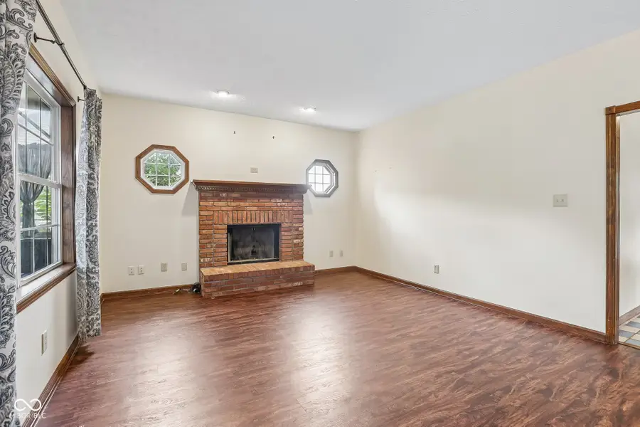 331 N Greenbriar Drive, Greenwood, IN 46142 - #3