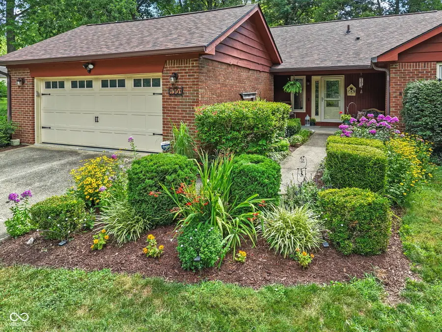 1901 Skyline Drive, Greenwood, IN 46143 - #2
