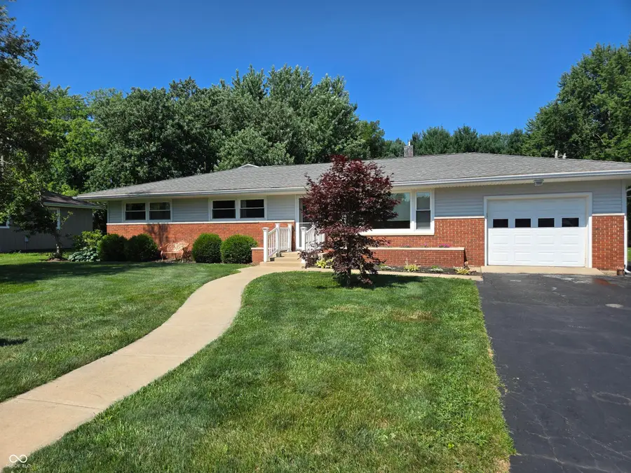 108 Mohawk Drive, Flora, IN 46929 - #2