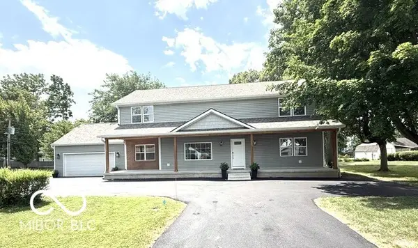 1 Elm Tree Court, Greenwood, IN 46142