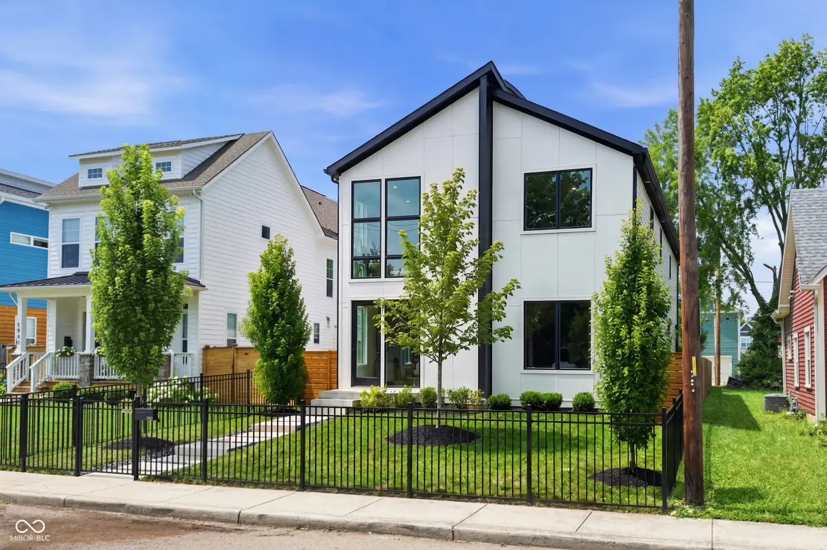 1942 Bellefontaine Street, Indianapolis, IN 46202 - #1
