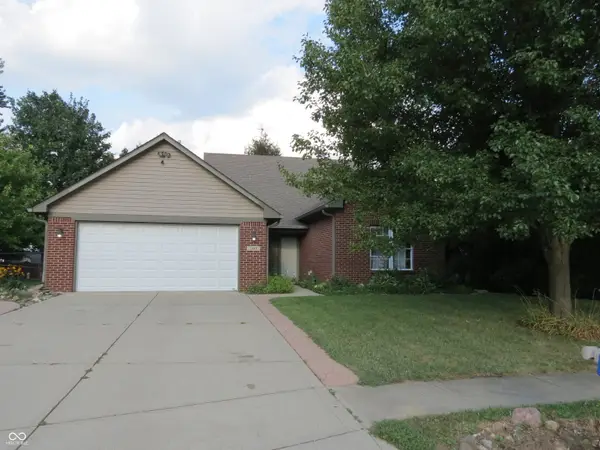 1545 Black Oak Court, Franklin, IN 46131