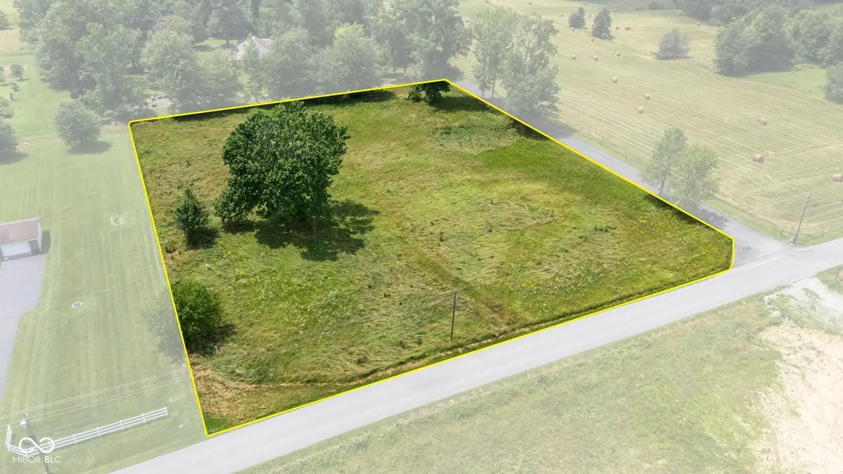 2672 S Lake Road S, Scottsburg, IN 47170 - #1