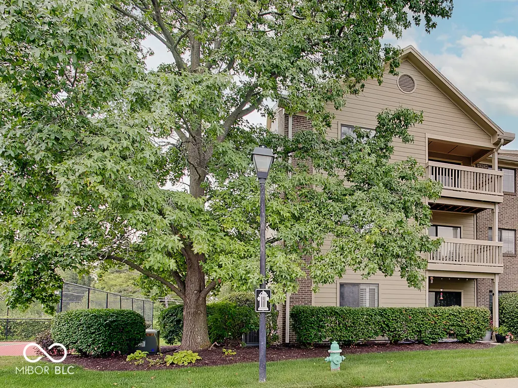 8720 Yardley Court #301, Indianapolis, IN 46268 - #1