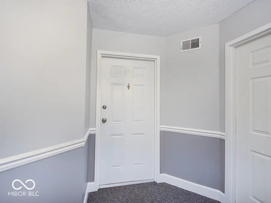 8720 Yardley Court #301, Indianapolis, IN 46268 - #2
